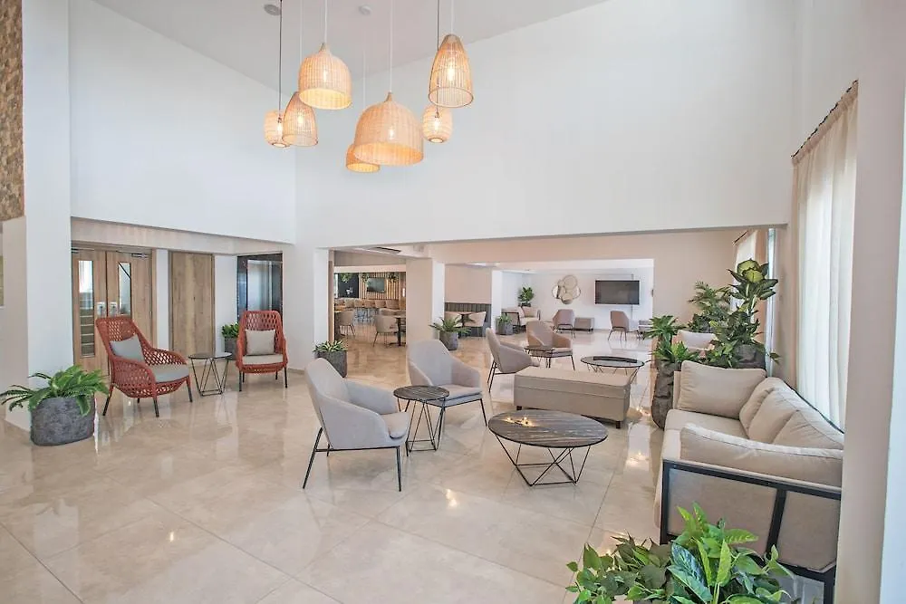 Bohemian Gardens Hotel Protaras