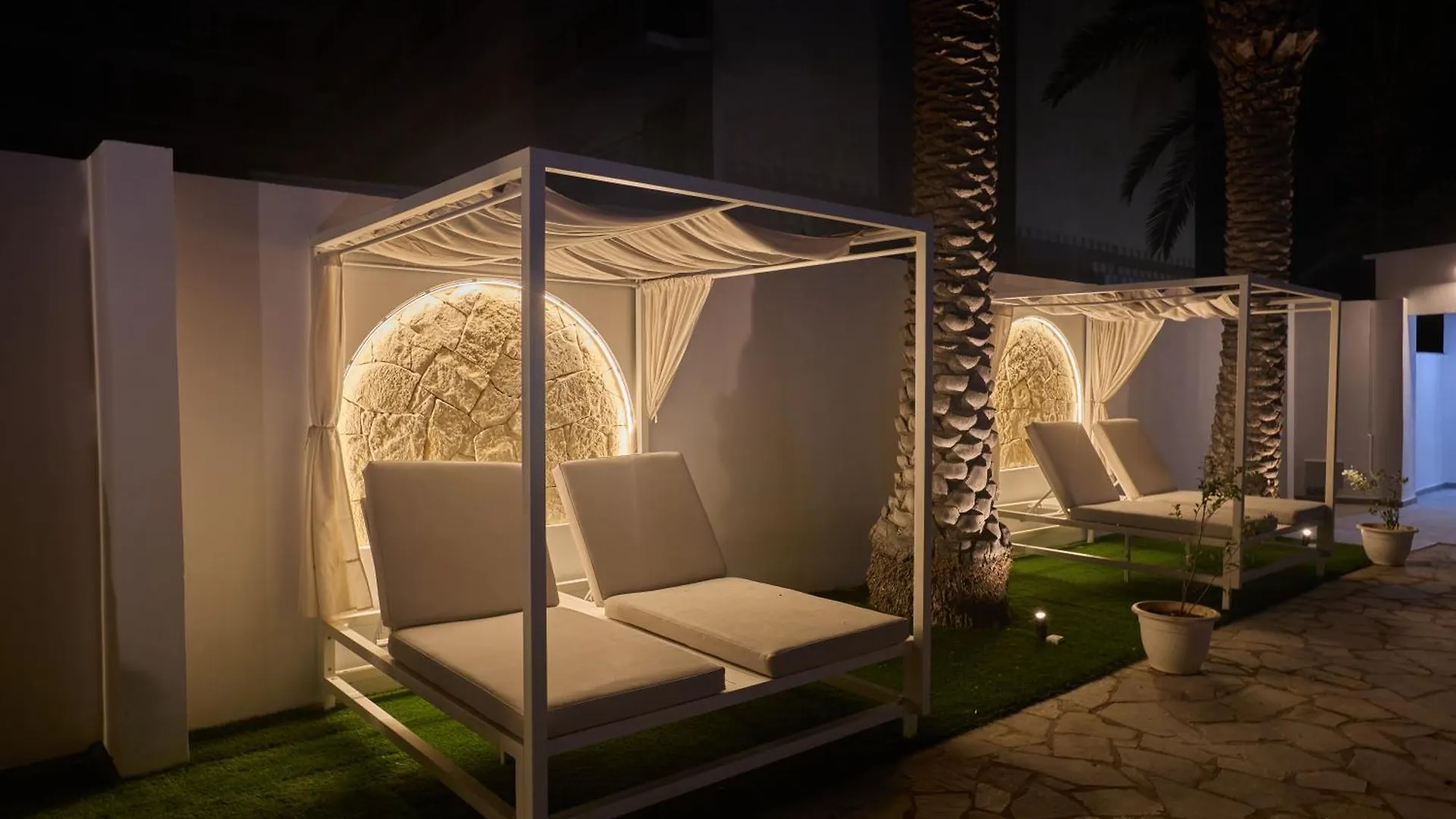 Bohemian Gardens Hotel Protaras