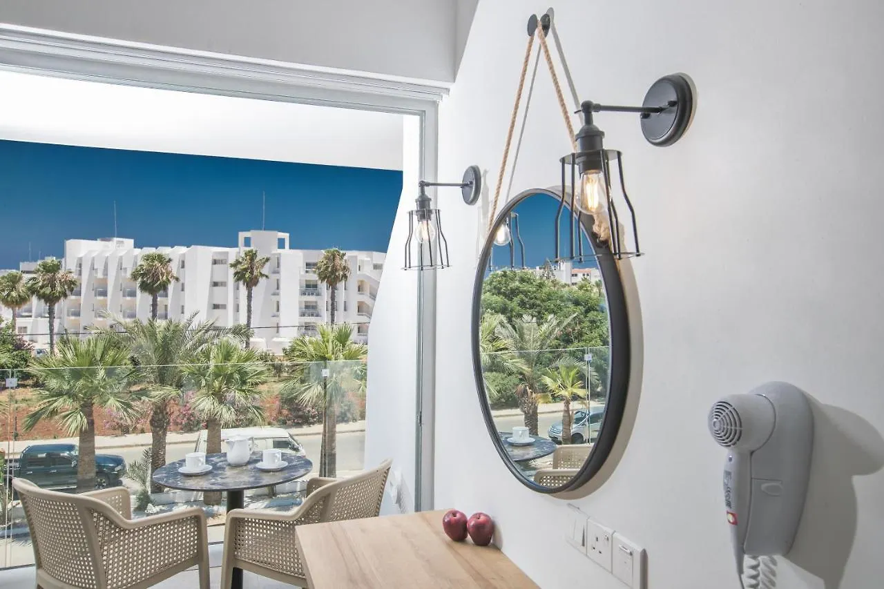 Bohemian Gardens Hotel 普罗塔拉斯