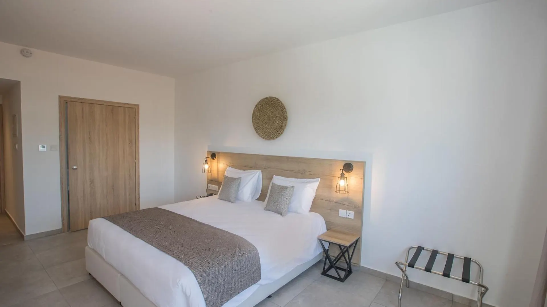 Bohemian Gardens Hotel 普罗塔拉斯