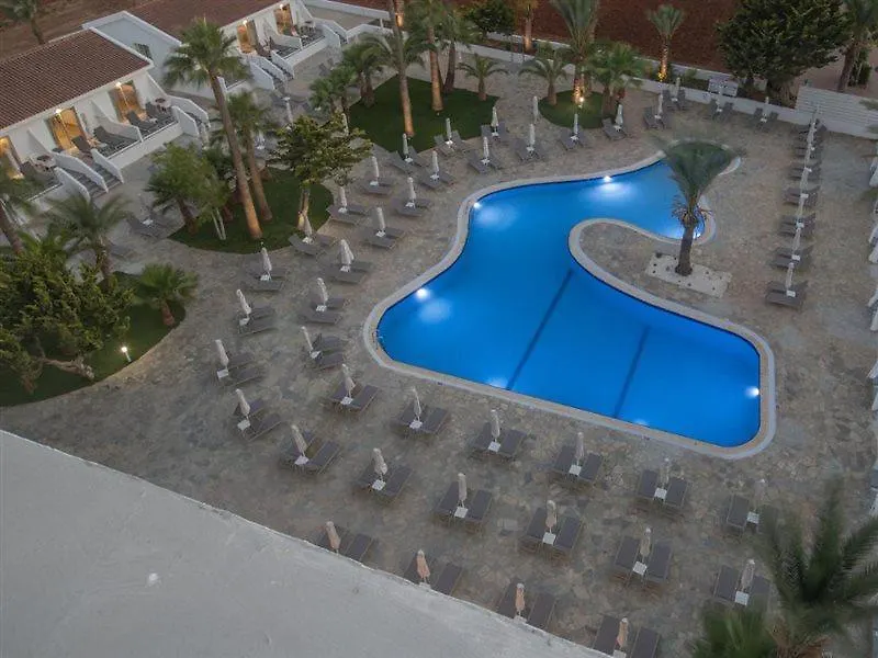 Bohemian Gardens Hotel 普罗塔拉斯
