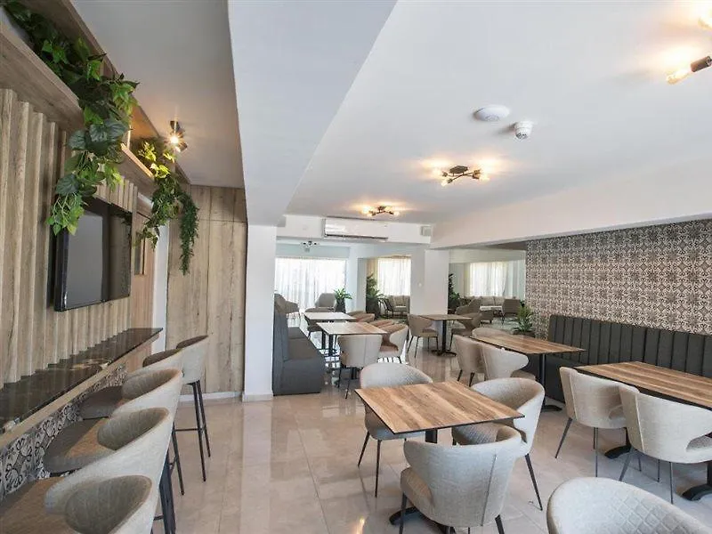 Bohemian Gardens Hotel 普罗塔拉斯