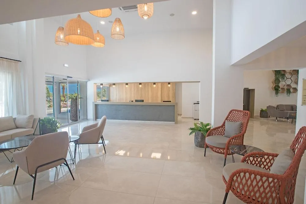 Bohemian Gardens Hotel 普罗塔拉斯 4*,  塞浦路斯
