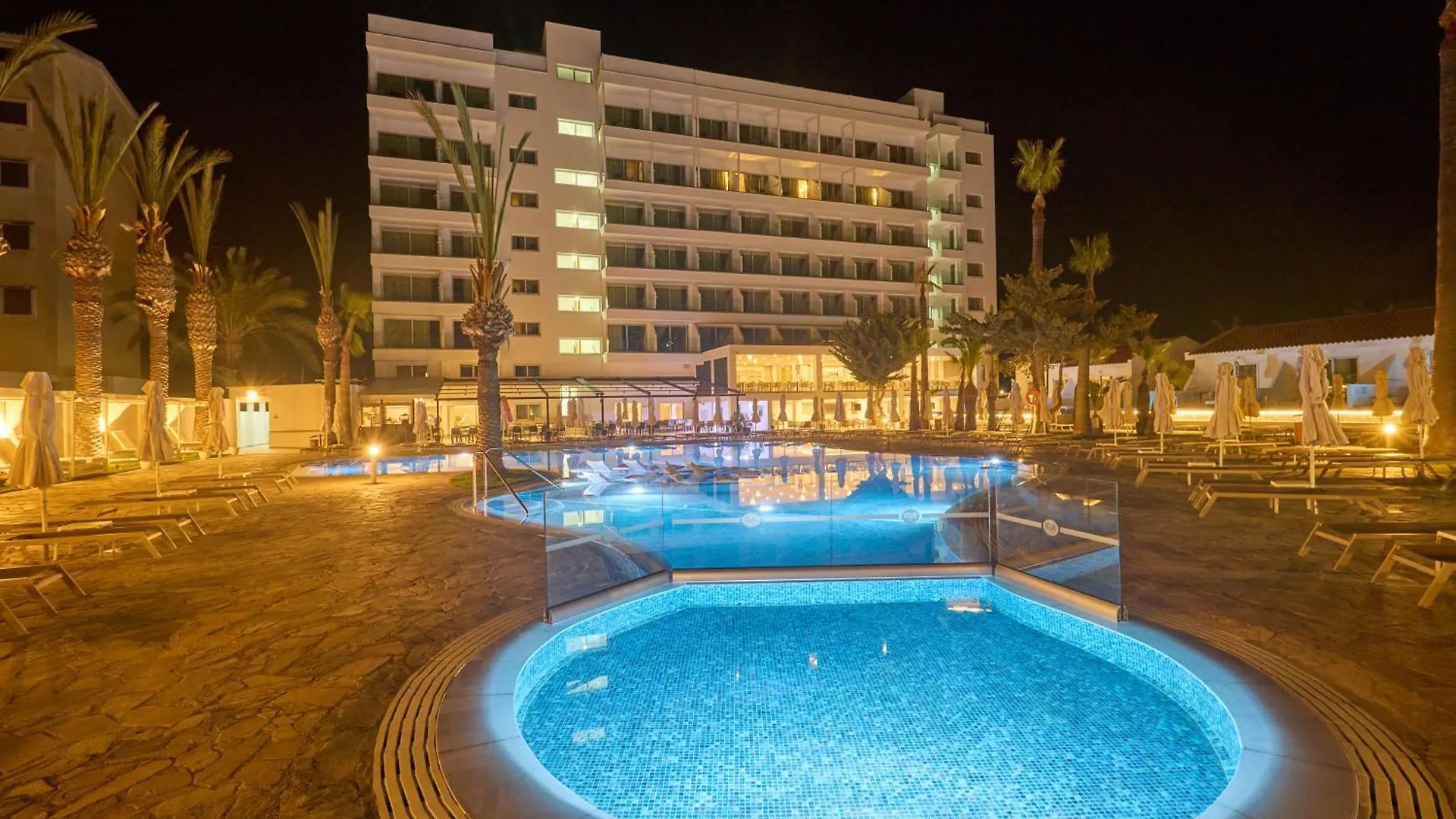 Bohemian Gardens Hotel 普罗塔拉斯