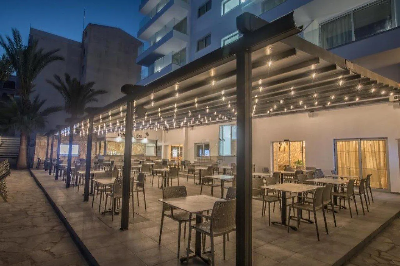 Bohemian Gardens Hotel Protaras