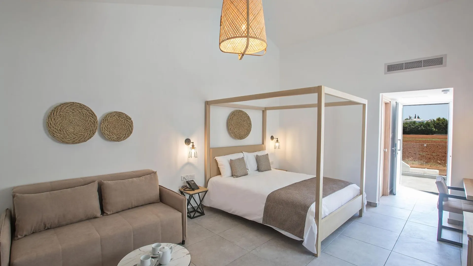 Bohemian Gardens Hotel Protaras